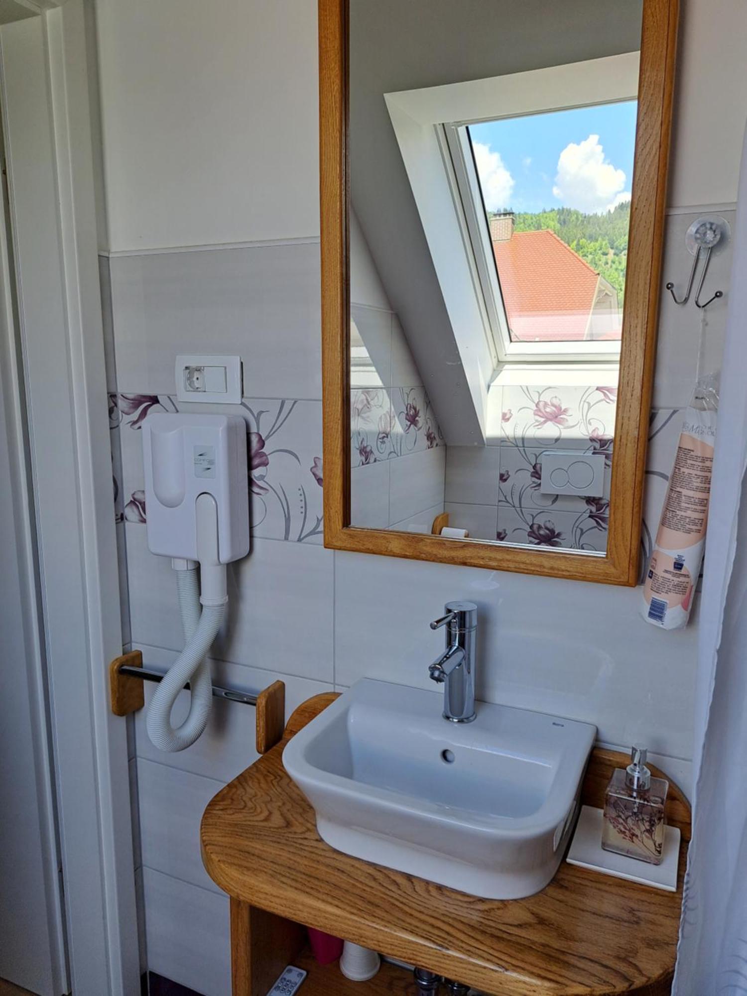 Apartamento Apartmaji Magda Zgornje Gorje Exterior foto